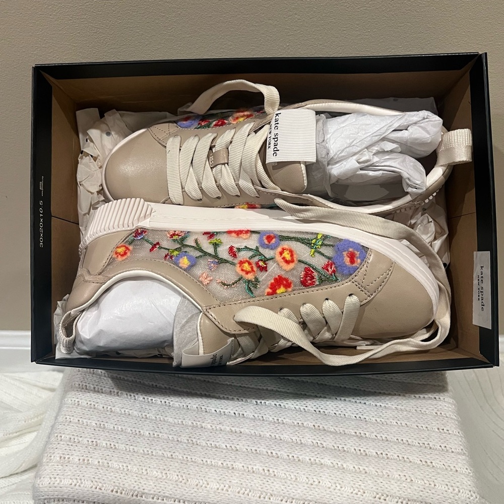 Kate Spade New York - K as in Kate Sneaker, size 8 NWT - Picture 8 of 10